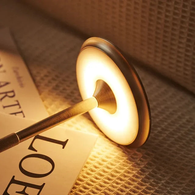 PortaGlow – De ultieme draagbare lamp voor iedere gelegenheid