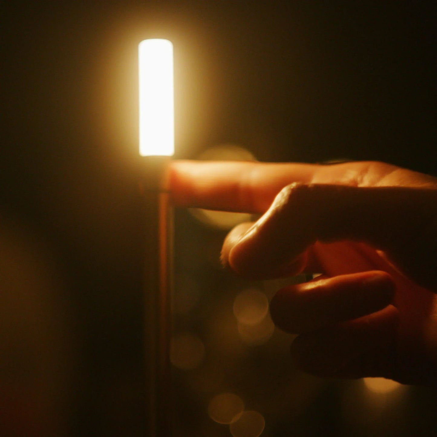 TouchCandle - Creëer moeiteloos een warme sfeer met een moderne touch