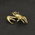 Crab Chic – Verhoog de Elegantie van je Interieur met Gouden Krabben Beeldjes