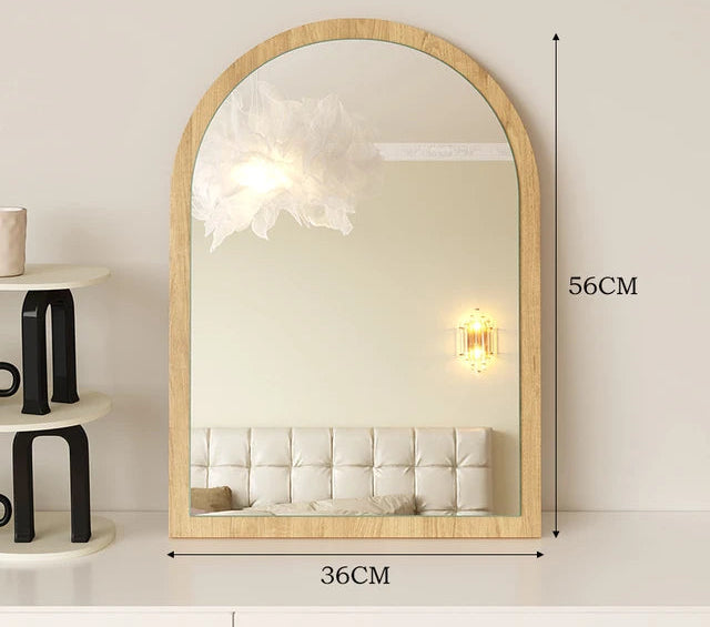 Mirrova - Breng Stijl en Licht in je Kamer met een Prachtige Spiegel