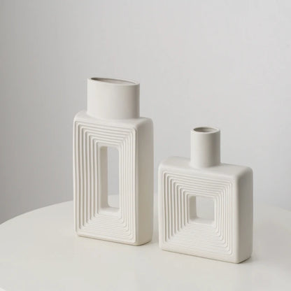 Alba Set – Twee Witte Vazende Perfectie voor Elke Ruimte