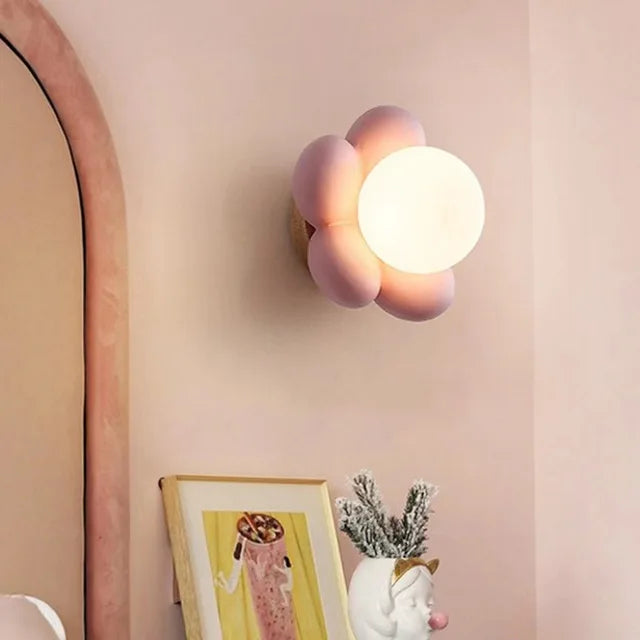 BlossomBeam - De Betoverende Bloemenlamp voor een Magische Kinderkamer