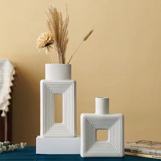 Alba Set – Twee Witte Vazende Perfectie voor Elke Ruimte