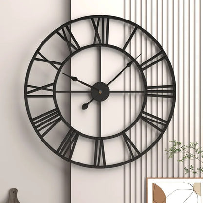 GoldLine - Strakke Elegante klok in Zwart en Goud